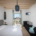 Aeolos 4*